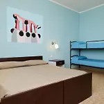 Solee, Family Holidays & Hostelling *