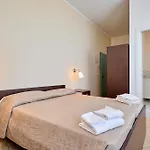 Hotel Solee, Family Holidays & Hostelling *