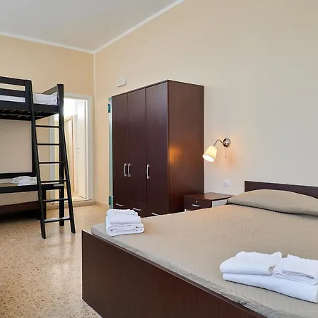 Solee, Family Holidays & Hostelling *