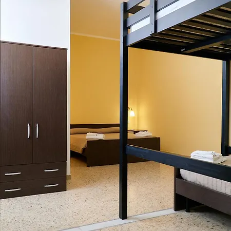 Solee, Family Holidays & Hostelling