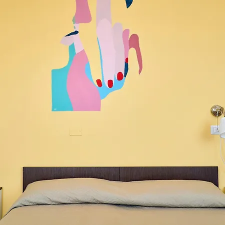 Solee, Family Holidays & Hostelling Hotel