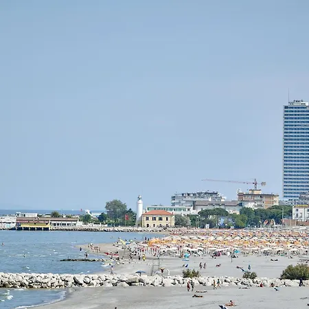 Solee, Family Holidays & Hostelling *