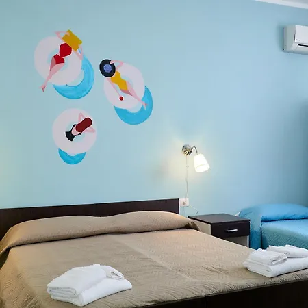 Solee, Family Holidays & Hostelling Hotel *