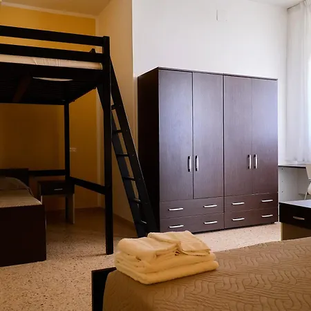 Solee, Family Holidays & Hostelling Hotell *