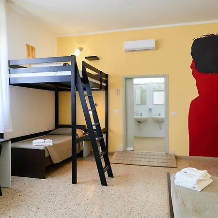 Solee, Family Holidays & Hostelling *