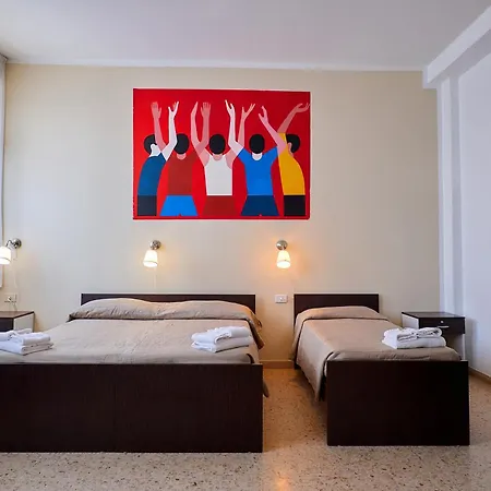 Solee, Family Holidays & Hostelling