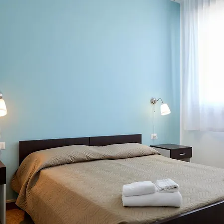 Solee, Family Holidays & Hostelling מלון