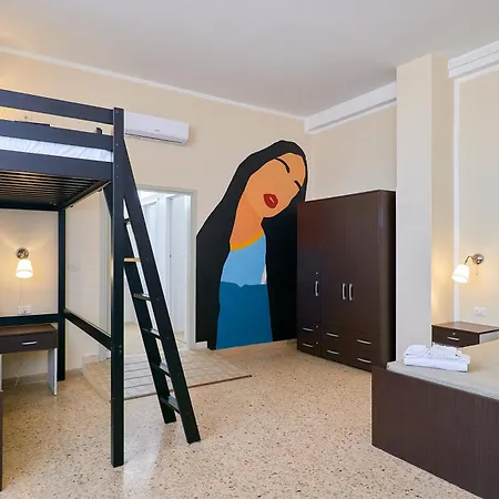 Solee, Family Holidays & Hostelling מלון