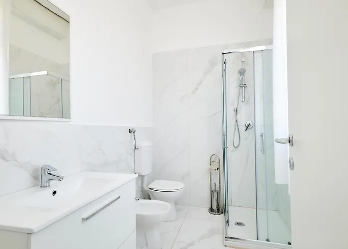 Solee, Family Holidays & Hostelling Hotel