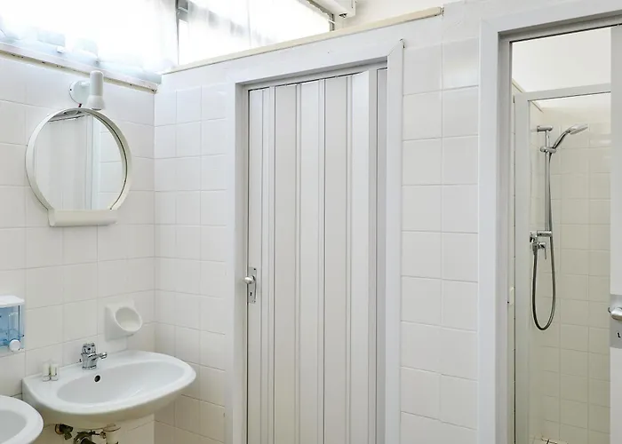 Solee, Family Holidays & Hostelling