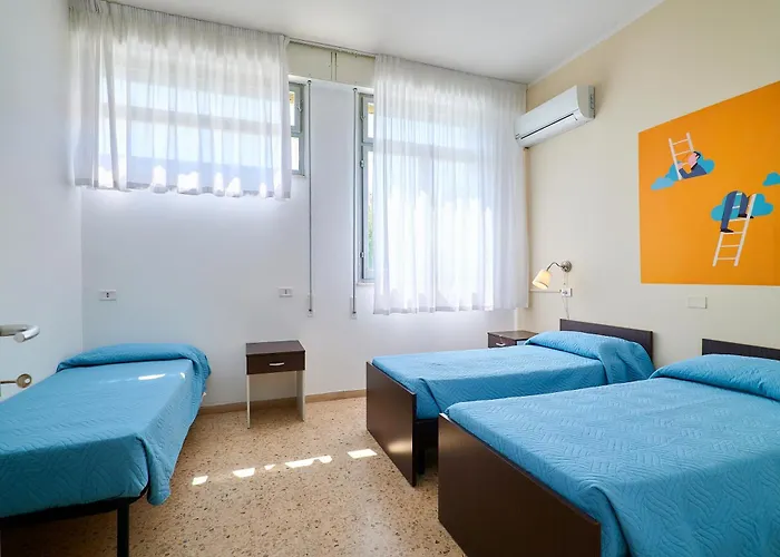 Solee, Family Holidays & Hostelling